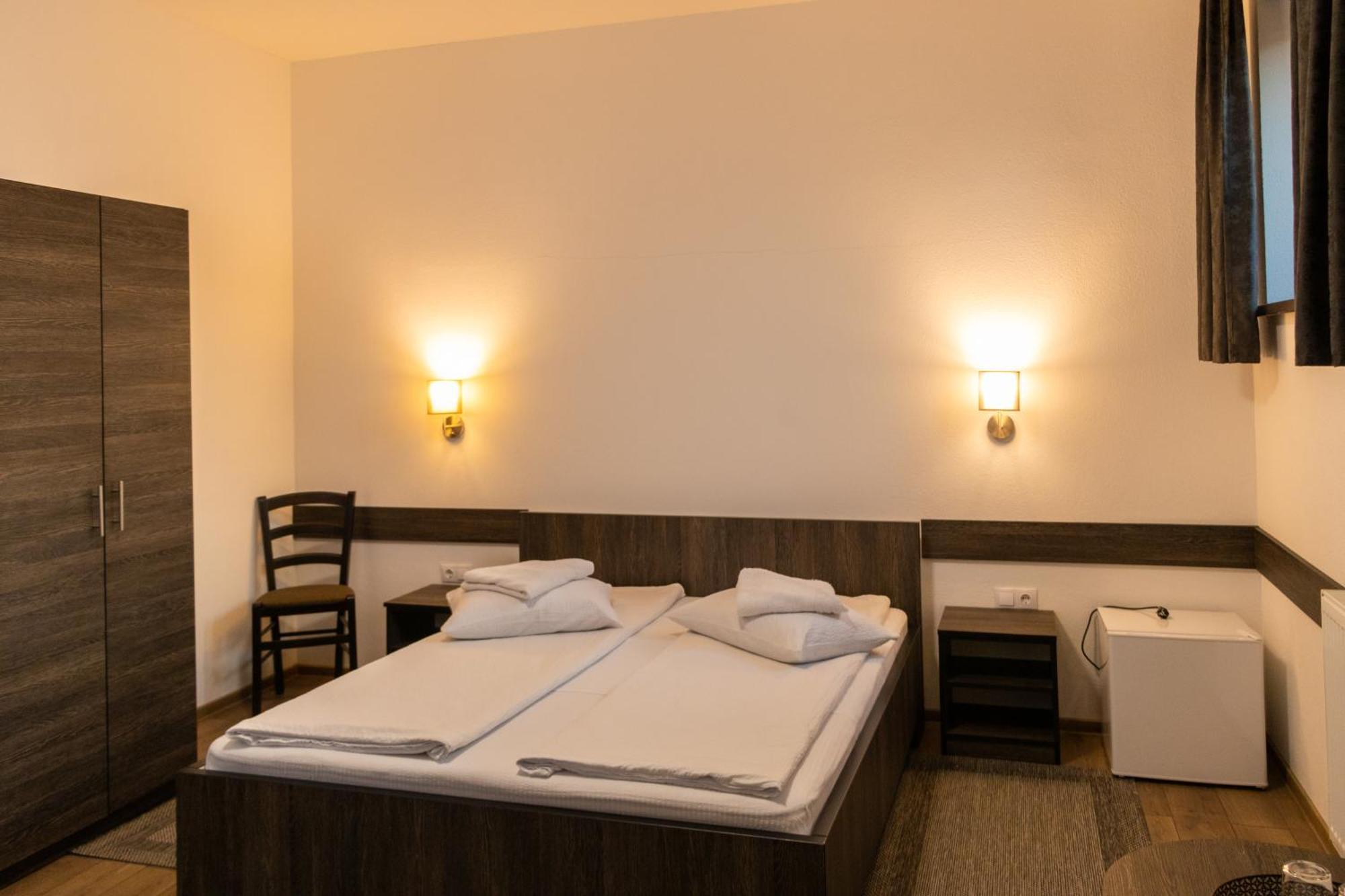 Hotel Tranzit Odorheiu Secuiesc Buitenkant foto